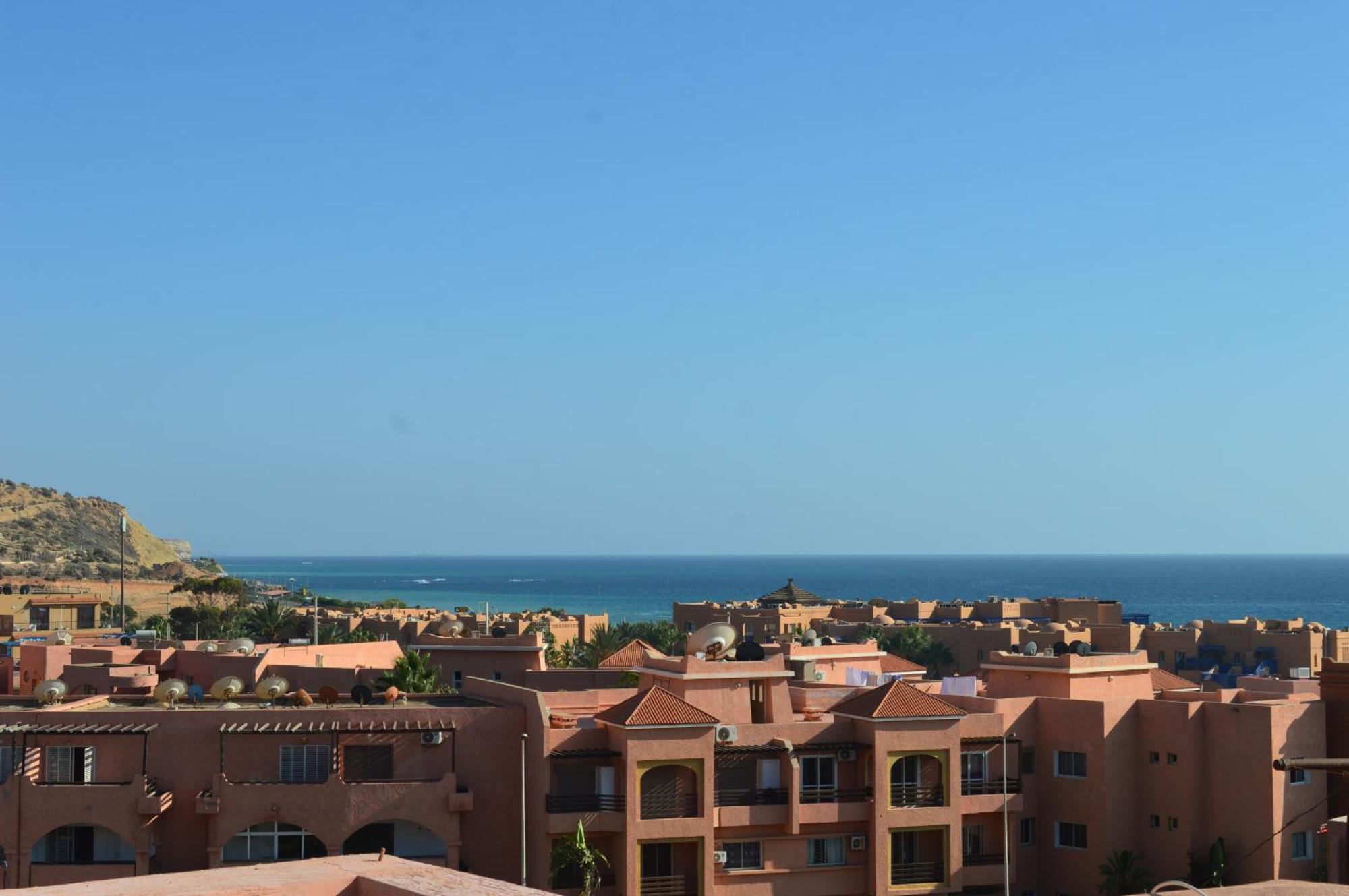Pearl Surf Camp Morocco Hotel Imi Ouaddar Exterior foto
